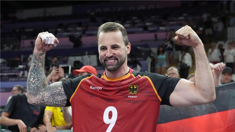 „Opa“ Grozer geht voran: Volleyballer im Viertelfinale Grozer ging auch gegen Argentinien voran.