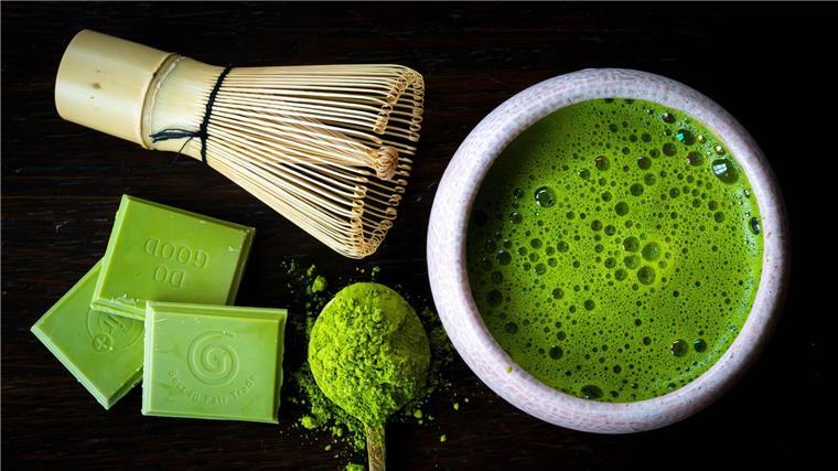 Social Media und Sommerhit: Nachfrage nach Matcha gestiegen Grün leuchtender Matcha erlebt derzeit einen Hype. (Symbolbild)