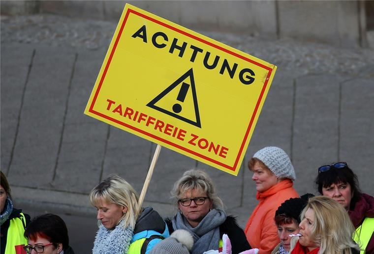 Grünen-Abgeordneter Frank Bsirske schlägt Gaspreisdeckel vor Verdi, Tarifverträge, Streik