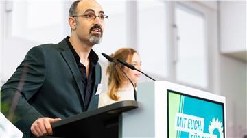 Grünen-Landeschef Alhamwi ist 2012 aus Syrien nach Deutschland gekommen.