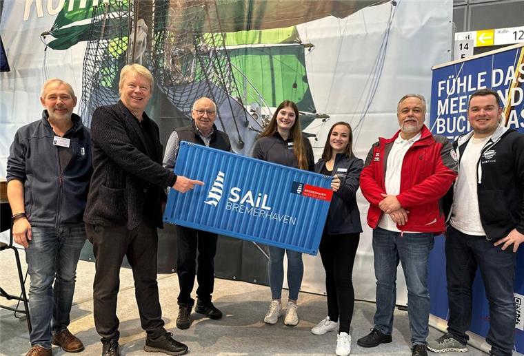 Bremerhaven grüßt Bremerhaven von der weltgrößten Wassersportmesse in Düsseldorf Boot Düsseldorf Gruppenfoto