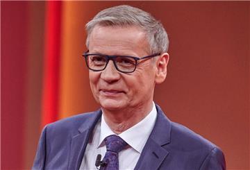 Günther Jauch moderiert nun schon seit 25 Jahren „Wer wird Millionär?“ (Archivbild).