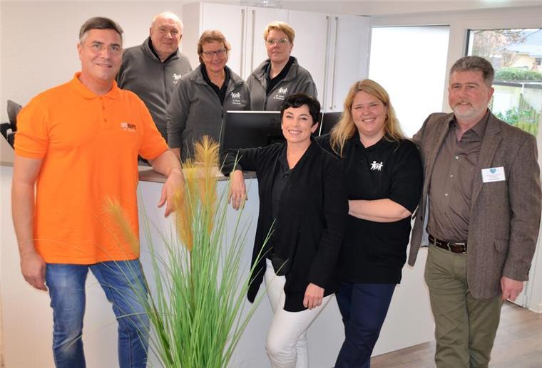 Ärztehaus Geestland ist startklar Das versammelte Ärzteteam