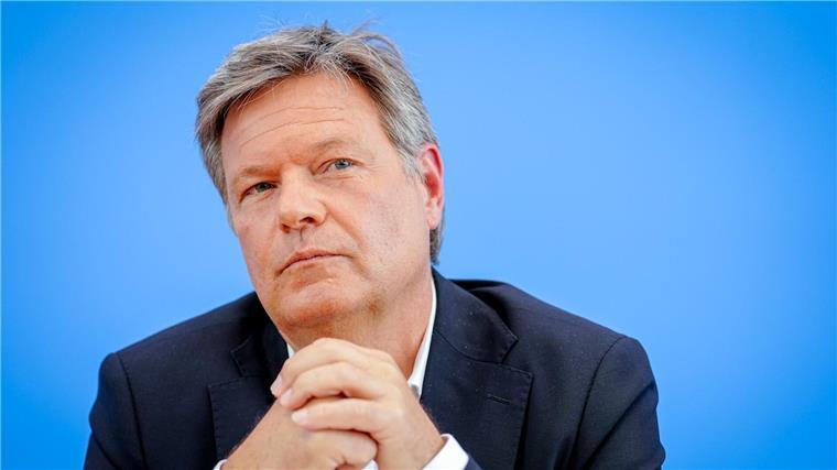 Ein Roman Robert Habecks zur deutschen Kolonialgeschichte Habecks und Paluchs Roman ist 2004 zum ersten Mal erschienen. (Archivbild)