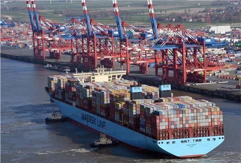 Häfen wie Rotterdam und Antwerpen haben in den vergangenen Jahren beim Containerumschlag kräftig zugelegt. Bremerhaven hatte hingegen Verluste zu beklagen.