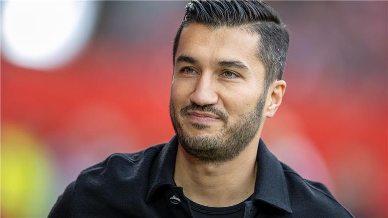 Sahin gratuliert England zu Tuchel: „Fantastischer Trainer“ Hält den neuen englischen Nationalcoach Thomas Tuchel für eine gute Wahl: BVB-Coach Nuri Sahin.