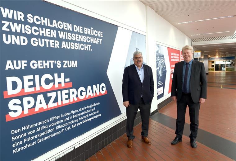 Folien verdecken den Leerstand Hafenpassage