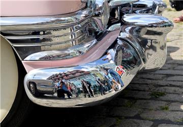 Hafenspektakel im Schaufenster. Foto Scheschonka