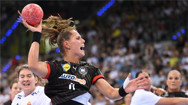 Handballerinnen besiegen Ungarn Handballerin Smits gehörte im Testspiel gegen Ungarn zu den besten Spielerinnen.