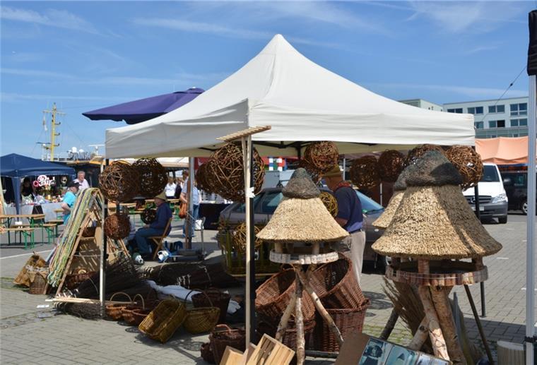 Schaufenster Fischereihafen: Letzter Bauernmarkt in diesem Jahr Handwerker zeigen beim Bauernmarkt im Schaufenster Fischereihafen ihr Können.