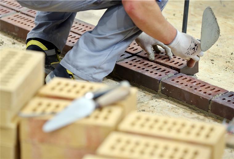 Handwerksbetriebe suchen Nachwuchs, auch in diesem Jahr gibt es noch freie Lehrstellen.