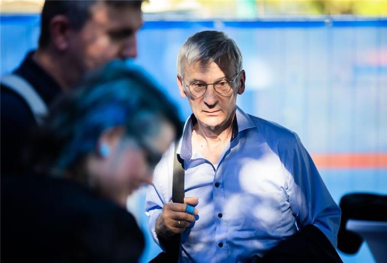 Hans-Christoph Berndt - AfD-Spitzenkandidat und Netzwerker Hans-Christoph Berndt kommt zur Wahlparty der AfD.