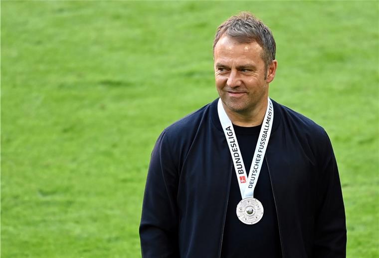 Hansi Flick unterschreibt als Bundestrainer Hansi Flick ist neuer Bundestrainer.