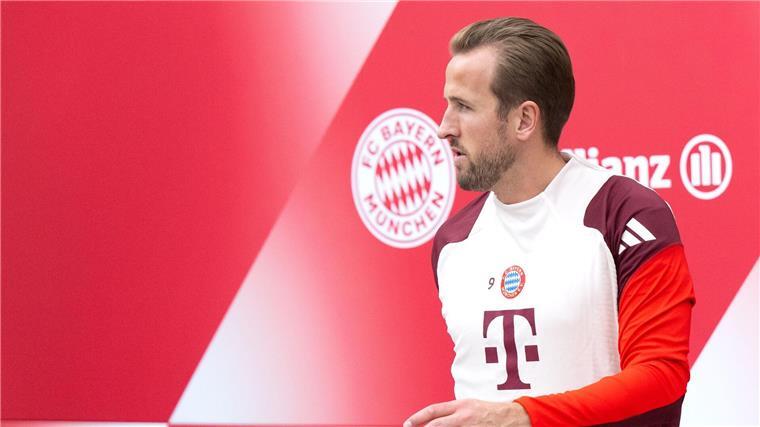 Kompany plant mit Kane - Gnabry: „Hütte wird brennen“ Harry Kane reiste mit nach Birmingham.