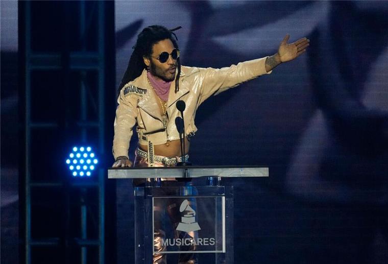 Lenny Kravitz wird mit Stern auf „Walk of Fame“ geehrt Hat mehr als zwölf Millionen monatliche Hörer auf Spotify: Lenny Kravitz.