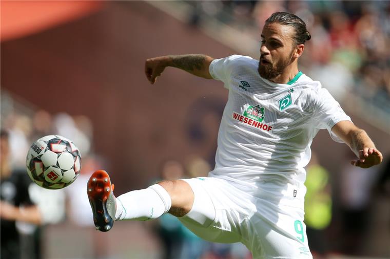 Hatte einen guten Tag: Werders Martin Harnik  darf sich mit seiner Mannschaft über einen Last-Minute-Sieg über Eintracht Frankfurt freuen.