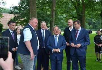 Armin Laschet mit Oliver Grundmann, Marco Prietz und David McAllister und Gastgeber Alexander von Hammerstein