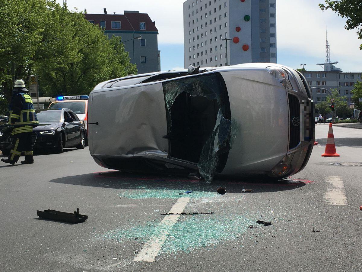 Heftiger Unfall auf der Hafenstraße.