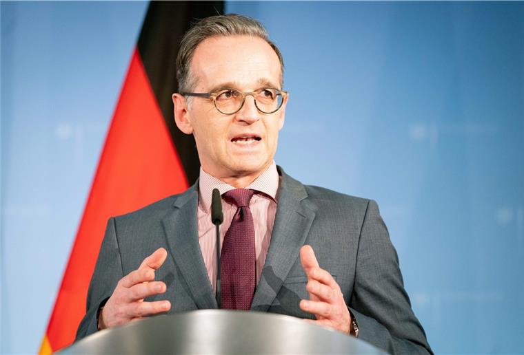 Bundesregierung spricht weltweite Reisewarnung aus Heiko Maas (SPD) spricht eine Reisewarnung aus.