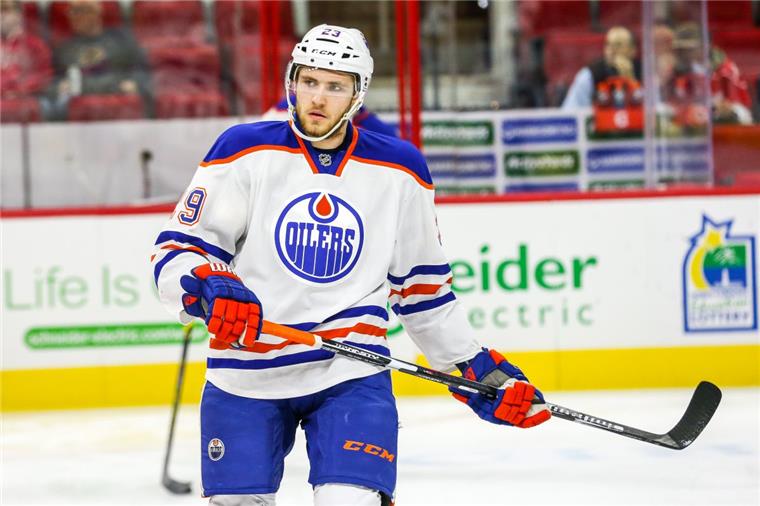 Leon Draisaitl verliert mit Edmonton gegen Minnesota Heimniederlage für Leon Draisaitl und seine Oilers.