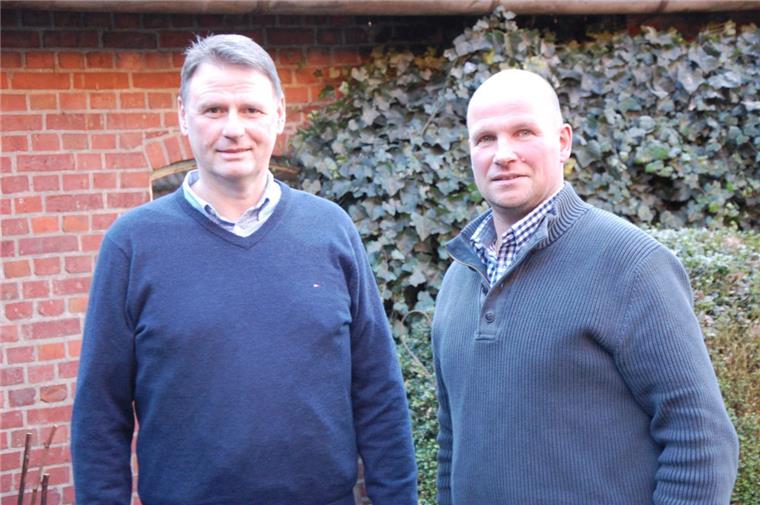 Kritik an Rotenburgs Landrat löst „große Verärgerung“ bei Bauern aus Heinz Korte (links) und Andreas Heins reagieren in einer gemeinsamen Stellungnahme auf die Kritik von Friedhelm Helberg an Landrat Hermann Luttmann, dieser setze sich zu wenig für Ökobelange im Kreisgebiet ein. Die beiden Landvolk-Vorsitzenden der Verbände Bremervörde und Zeven verstehen Helbergs Kritik in erster Linie als Abrechnung mit der Landwirtschaft.