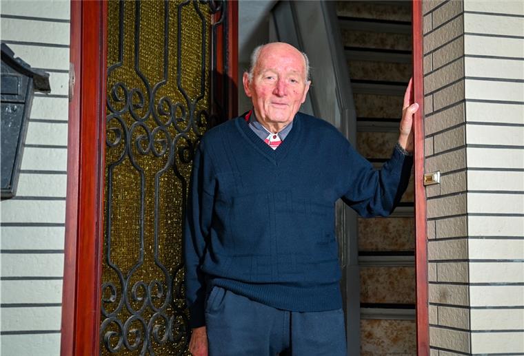 "Falscher" Ort: Kein Corona-Schutz für 90-Jährigen Heinz Warsitz (90) kann sich nicht in Bremerhaven gegen Corona impfen lassen - weil er in Schiffdorf lebt.