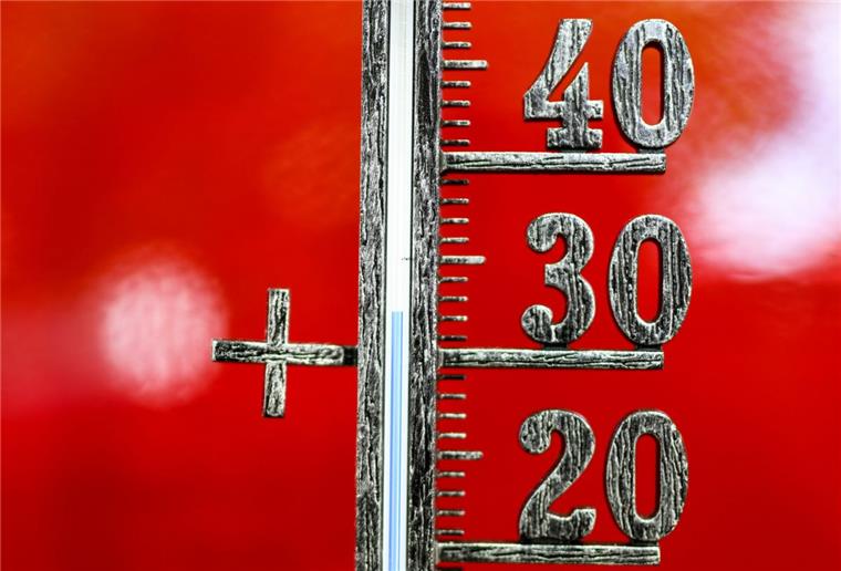 Die Hitzewelle rollt weiter: Klettern die Temperaturen noch höher? Heiß, heißer, der Sommer 2018 in Niedersachsen.