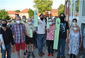 Herber Rückschlag für die Initiative „Bokel morgen“: Mit der neuen Kostenschätzung ist ihr lang gehegter Traum vom Dorfgemeinschaftshaus in weite Ferne gerückt.