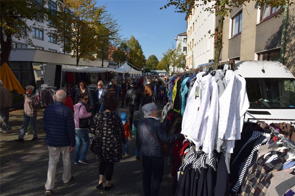 Herbstfest in der Grashoffstraße und Heideblütenfest auf dem Konrad-Adenauer-Pla...