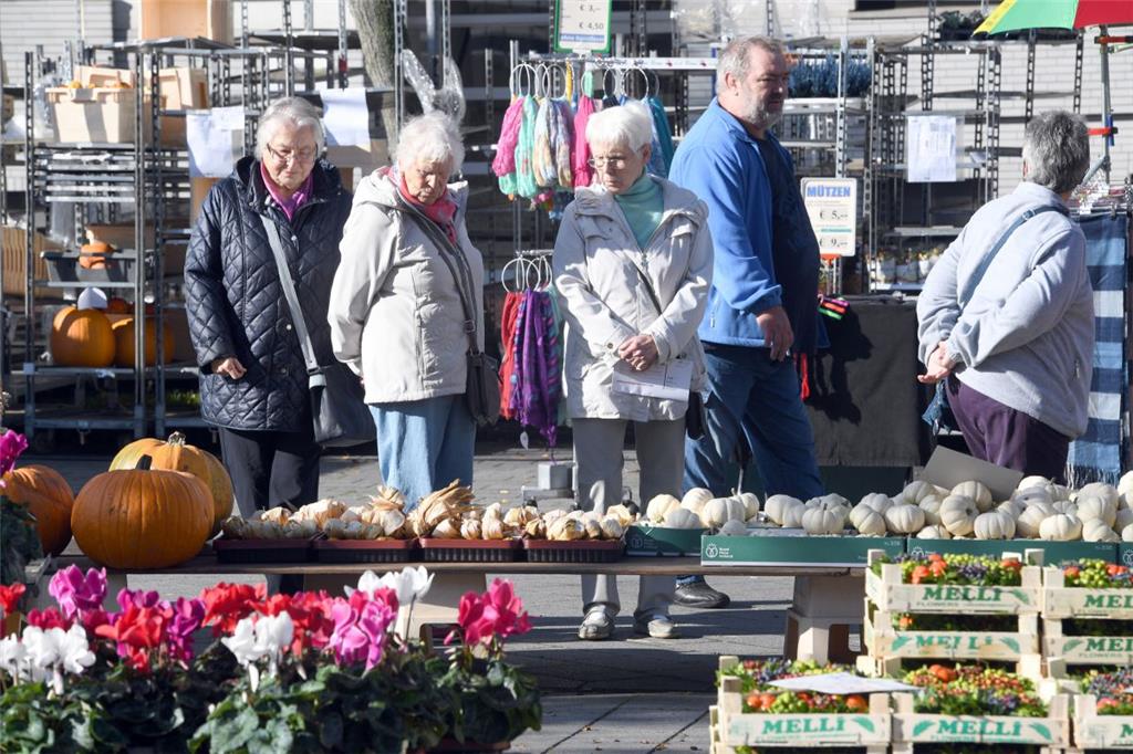 Herbstfest in der Grashoffstraße und Heideblütenfest auf dem Konrad-Adenauer-Pla...
