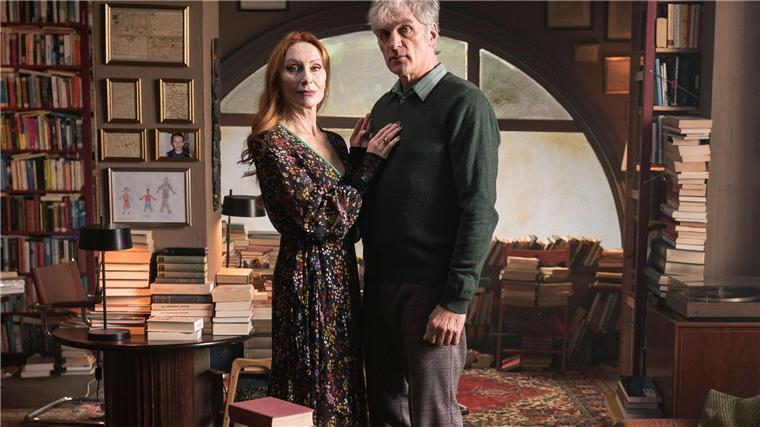 Tod gesucht, Liebe gefunden: Walter Sittler in ARD-Komödie Hermann (Walter Sittler) möchte mit der Hilfe von Hanne (Andrea Sawatzki) selbstbestimmt sterbe.