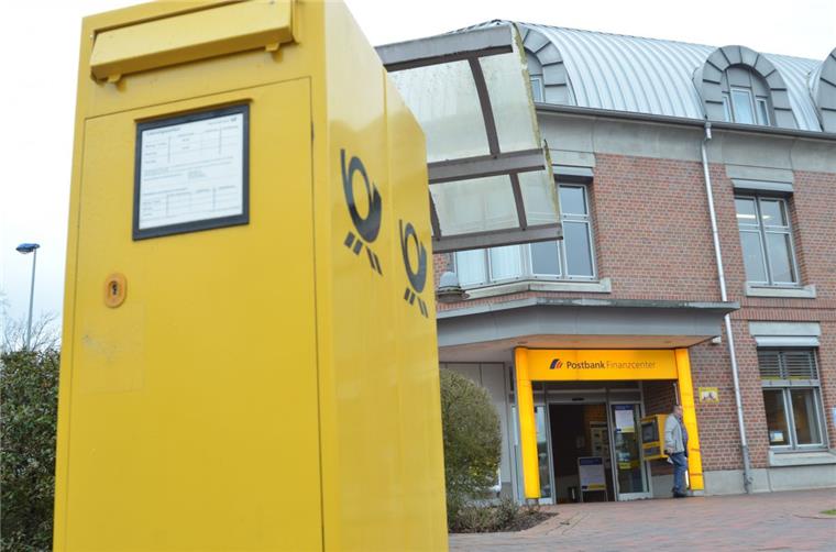 Aus für die Postbank in Zeven Heute öffnet die Post in Zeven letztmals die Filiale am Vitus-Platz. Die Postbank wird die Stadt verlassen. Die Deutsche Post wird hingegen eine Partner-Filiale eröffnen – bei Wischhusen in der Schulstraße werden Kunden erstmals am Montag bedient.