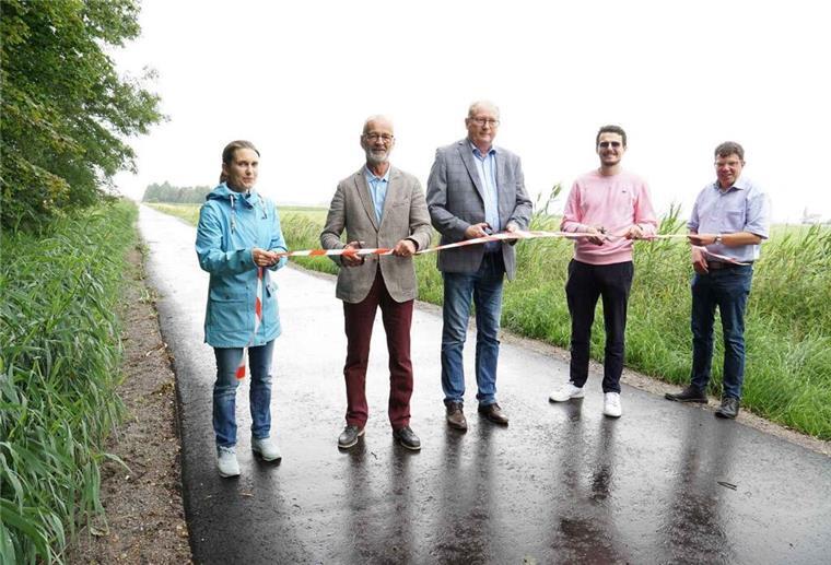 Radweg „Büttler Specken“ fertiggestellt Hier kann jetzt wieder geradelt werden: Der „Büttler Specken“ ist offiziell freigegeben.