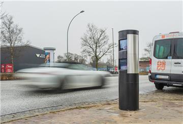 Hier stehen mobile und feste Blitzer – besser an die Geschwindigkeit halten!