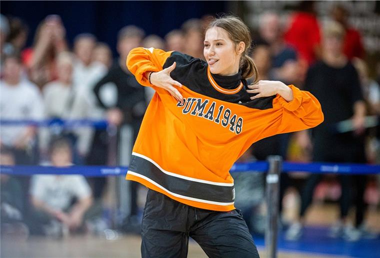 Hip-Hop-Weltmeisterin Rike Jürgens ist "Sportlerin des Jahres 2019" im Land Bremen.