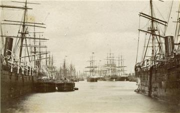 Historische Aufnahme vom Neuen Hafen - undatiert. Foto NZ-Archiv