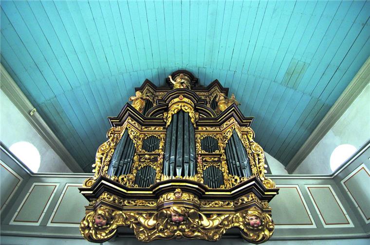 Weltkulturerbe in Cappel? Arp-Schnitger-Orgel zieht die Blicke auf sich Historisches Schmuckstück im Nordwesten: Die Schnitgerorgel in St. Peter und Paul in Cappel, gebaut 1680. Foto Kossmann.
