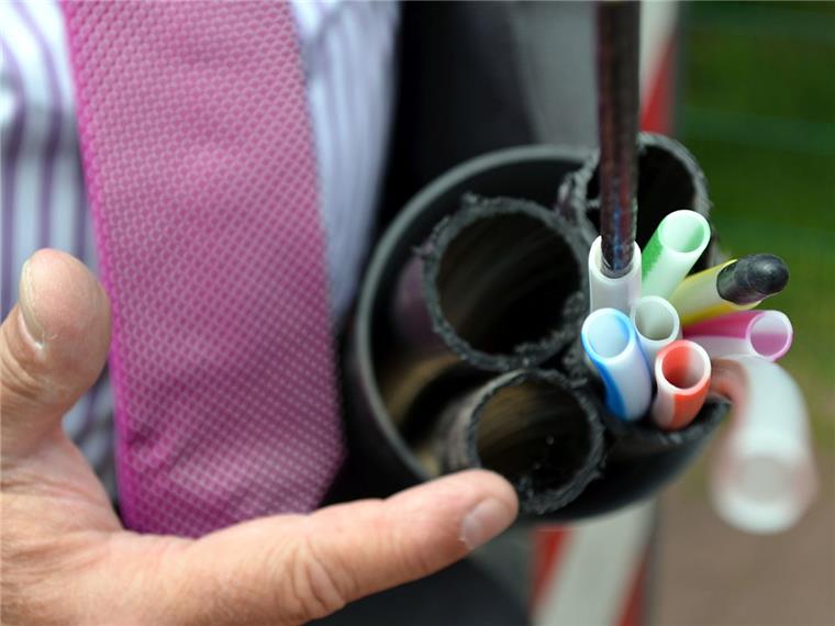 Großenhain: Glasfaser kommt nächstes Jahr Hochmoderne Technik in der Hand: Schnelles Internet gibt es im kommenden Jahr auch in Großenhain.