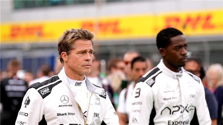 Brad Pitt erhält Verstärkung für Rennfahrerfilm Hollywood-Star Brad Pitt bei den Dreharbeiten für einen neuen Formel-1-Film.