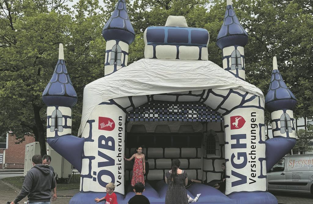 Hüfburg beim Kinderschützenfest.