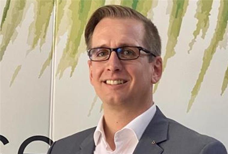 Wesermarsch: Stephan Siefken wird neuer Landrat „Ich freue mich sehr über dieses Ergebnis“, sagte Wahlsieger Stephan Siefken am Sonntagabend.