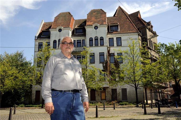 Investor saniert die Mutter aller Schrottimmobilien Ihn reizt, was andere für unmöglich halten: Investor Rolf Thörner hat das Dietzel-Haus – die Mutter aller Schrottimmobilien – in der Goethestraße gekauft und lässt es sanieren. Foto Scheschonka