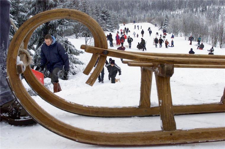 Noch kein Weihnachtsgeschenk? Wie wär's mit nem heißen Schlitten? Ihr seid noch auf der Suche nach einem passenden Weihnachtsgeschenk für Freunde und Familie? Wie wäre es mit einem heißen Schlitten?