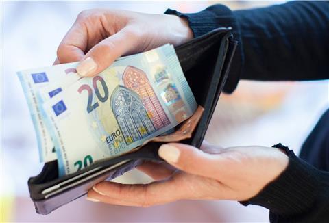 Geldscheine im Portemonnaie