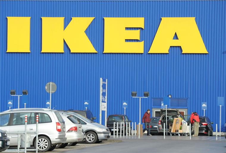 Achtung: Ikea ruft Wickeltisch zurück Ikea ruft in Deutschland Wickeltische zurück.