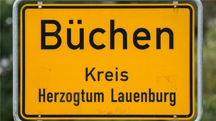 Raucher wird zu spät fertig und springt auf fahrenden Zug Im Bahnhof Büchen hat ein Raucher seine Zigarette nicht schnell genug geschafft und ist auf den fahrenden Zug aufgesprungen.
