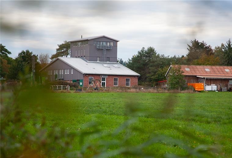 Cuxland: Mörderisches im Torfwerk
zu hören Im Café-Restaurant Torwerk im Moorinformationszentrum in Wanna-Ahlenfalkenberg wird es am Sonnabend spannend.