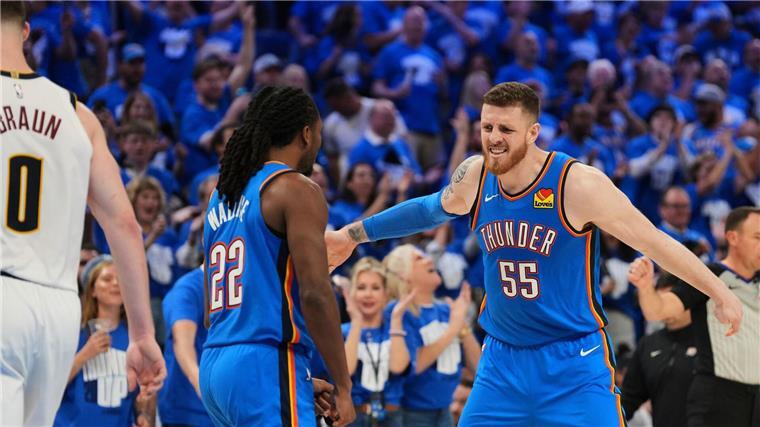 Hartenstein mit OKC in Western-Conference-Finals der NBA Im entscheidenden siebten Spiel dominierten die Oklahoma City Thunder um Hartenstein die Denver Nuggets.