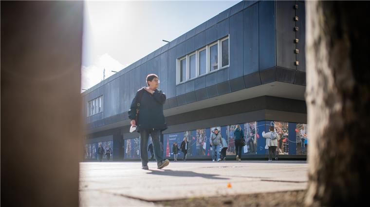Für Karstadt-Bebauung fehlt noch der wichtige Hauptinvestor Im Frühjahr 2023 soll der Abriss des Karstadt-Gebäudes beginnen. Bis Ende des Jahres werden die Arbeiten ausgeschrieben.