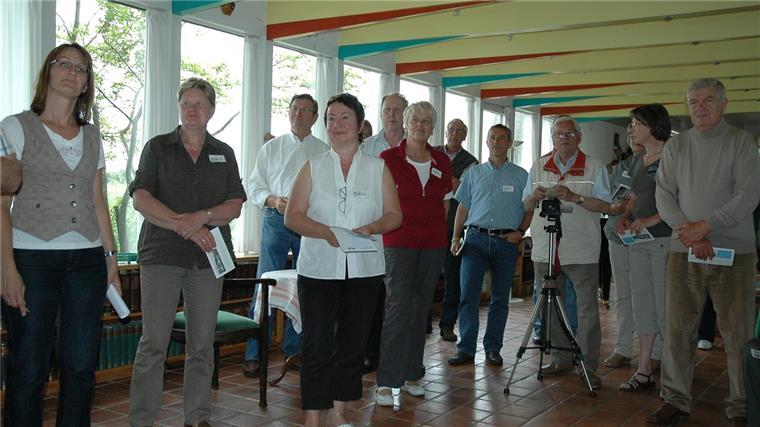 Im Hause Kempowski tauchten die Mitglieder der Bewertungskommission in die Kultur ein, die Nartum in Fachkreisen nationale Bekanntheit verliehen hat.